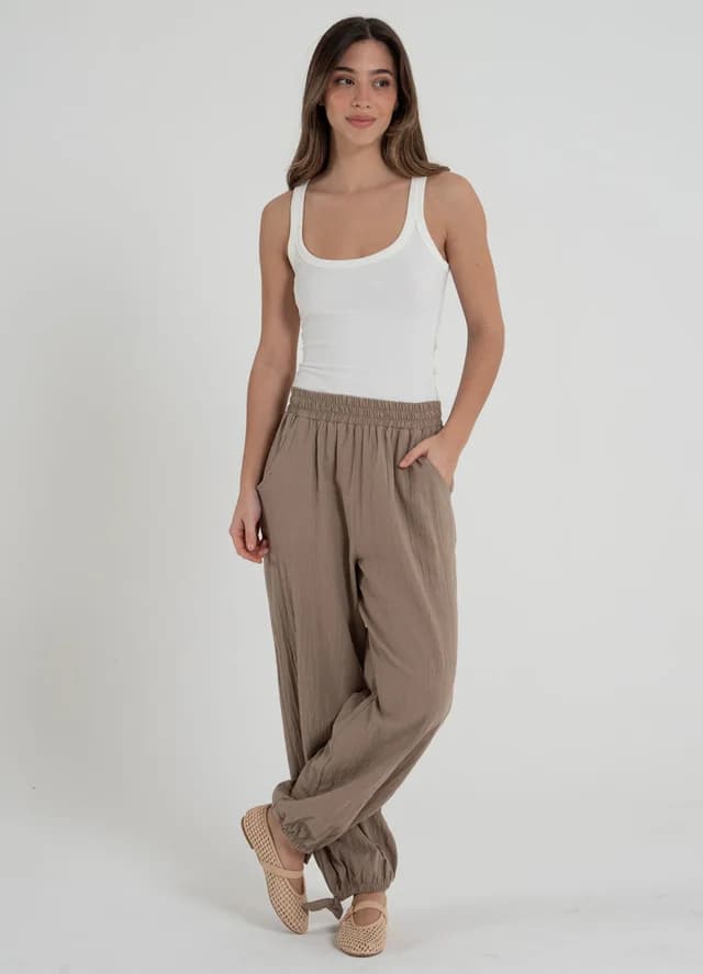 Musculosa morley microfibra ecote cavado