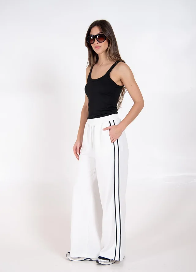 Pantalon con tira lateral