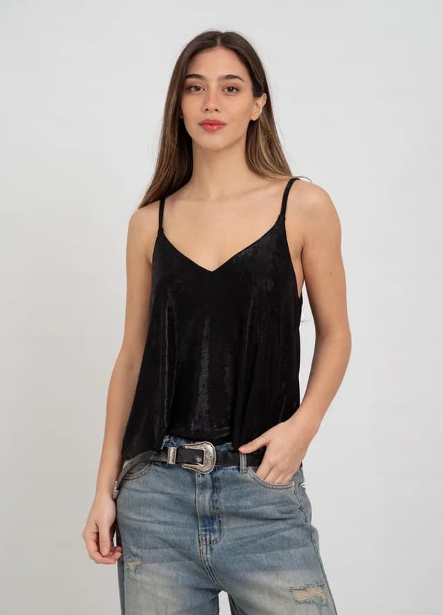 Musculosa bretel fino metalizada tira en espalda