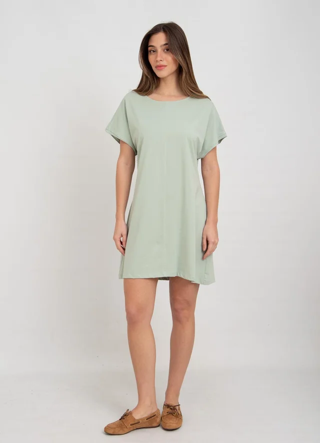 Vestido jersey corto con recorte